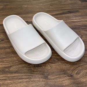 Women's Wild Fable Robbie Slide Sandals